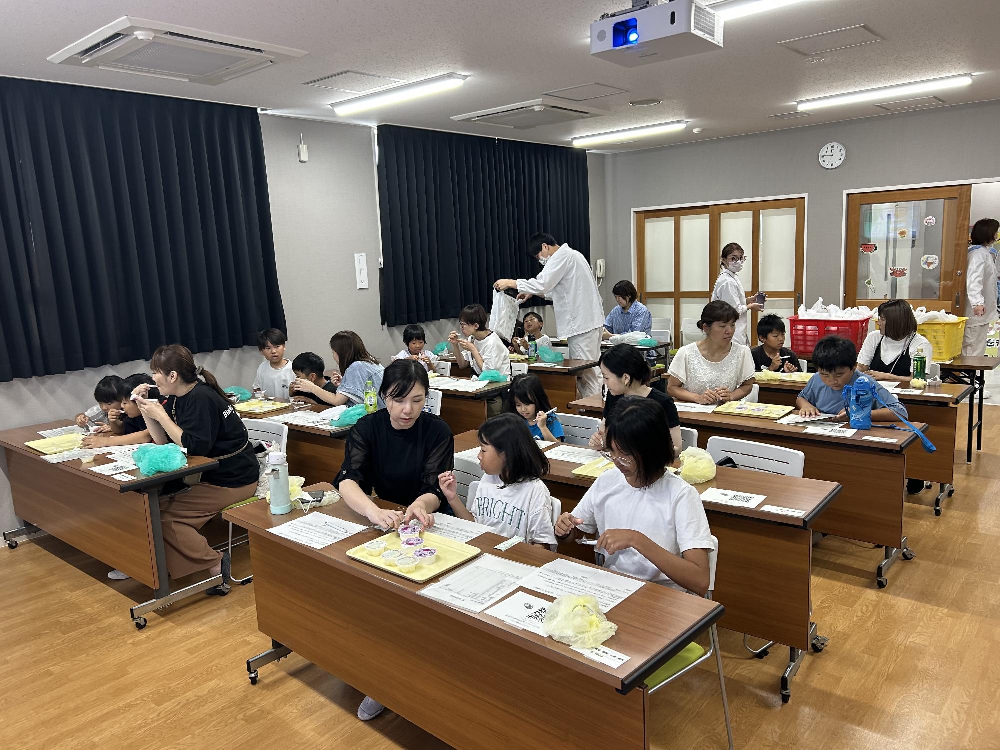 物資選定でゼリーの選定をしました。