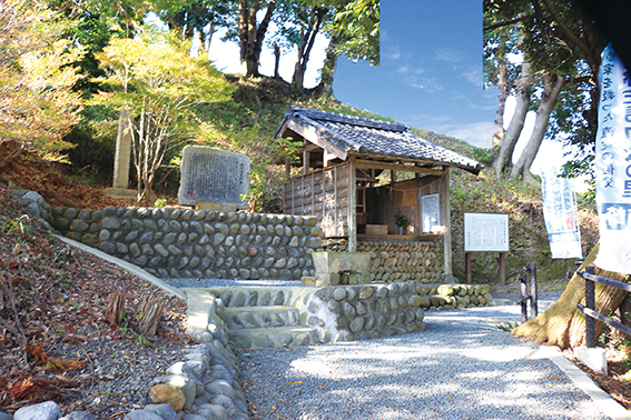 左馬武神社